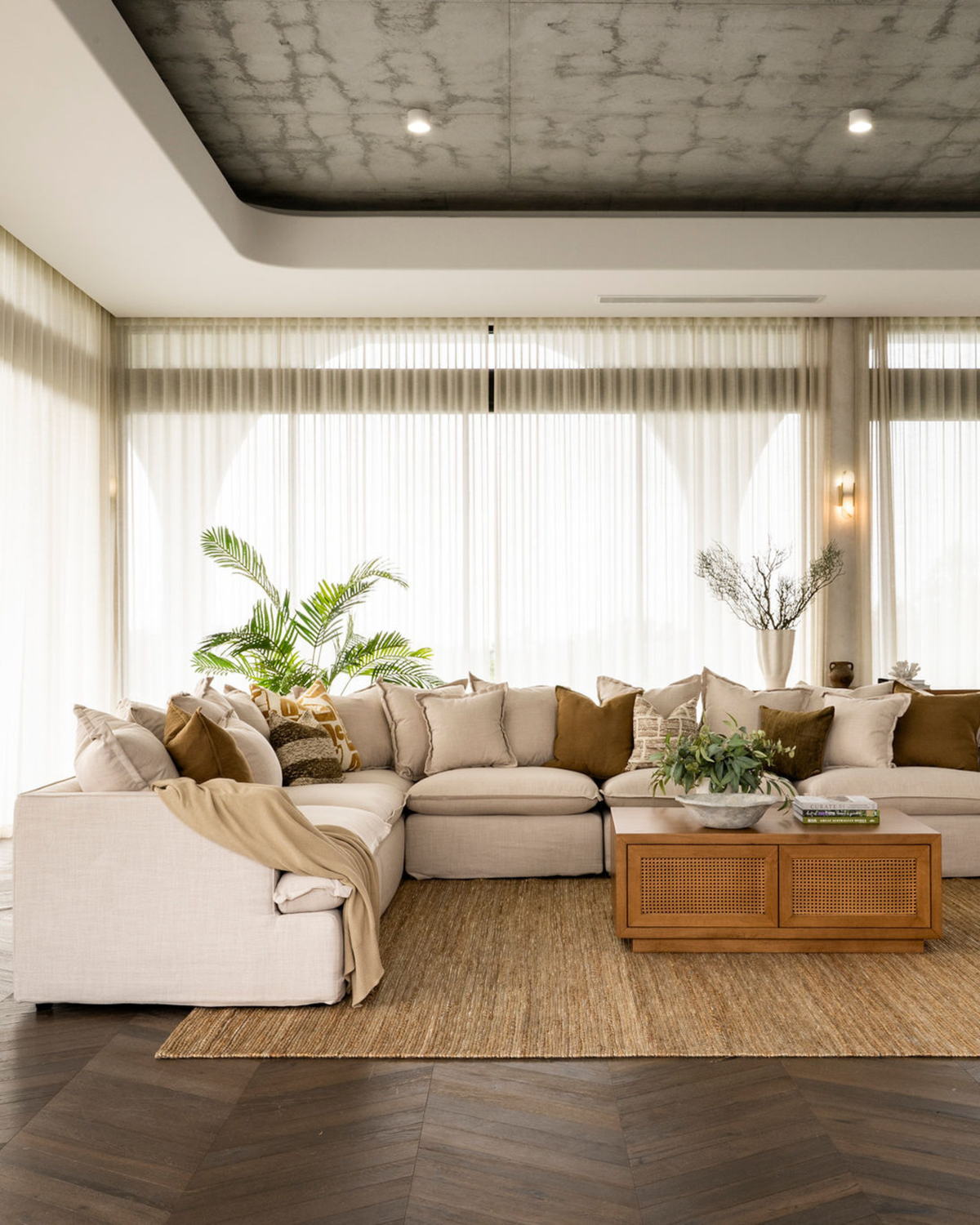 Cyrus Natural Rug 1.6m