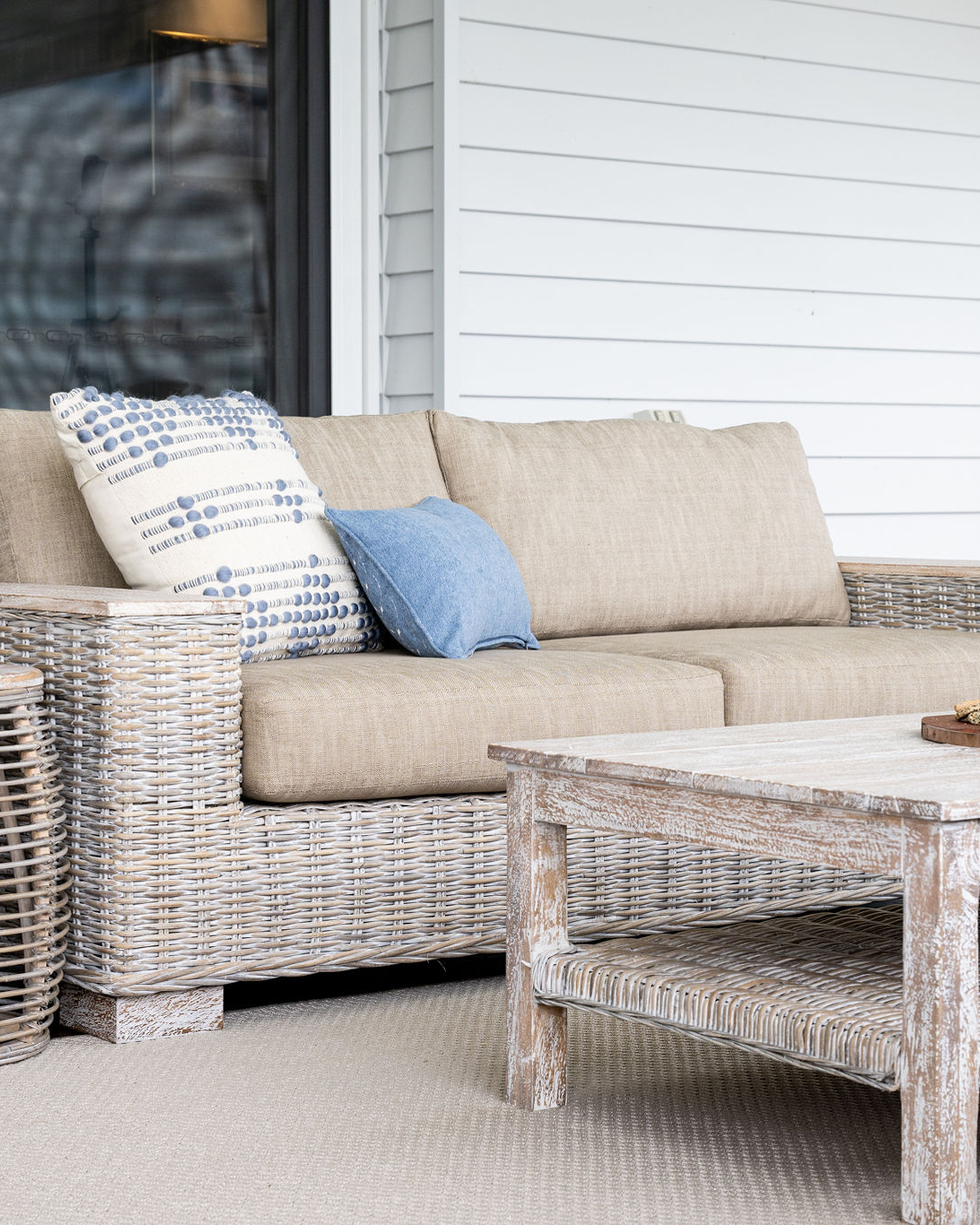 Solar 2 Seater Patio Sofa White Wash