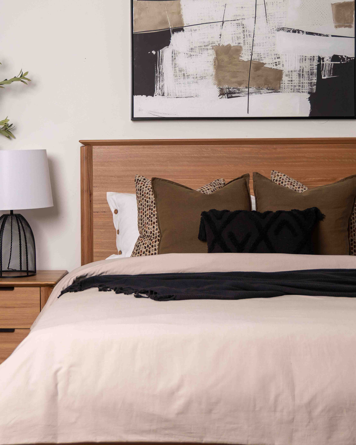 Samford Valley King Bed