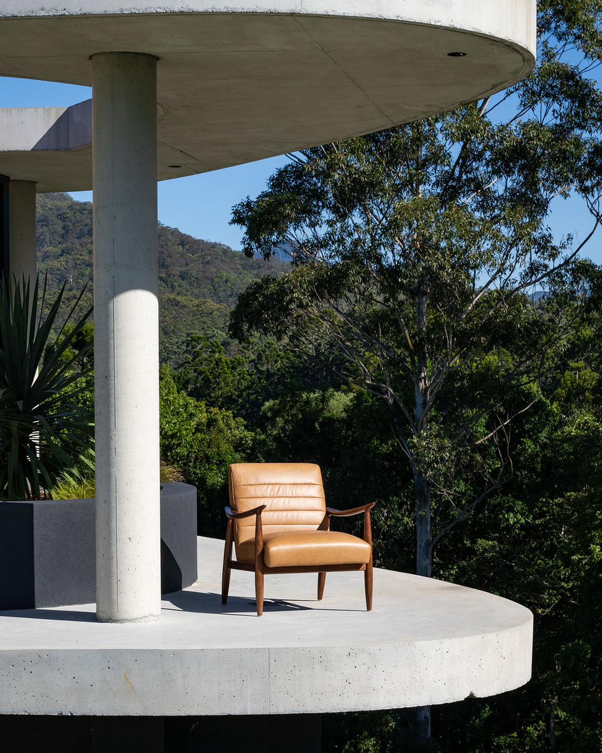 Ferrara Arm Chair Tan