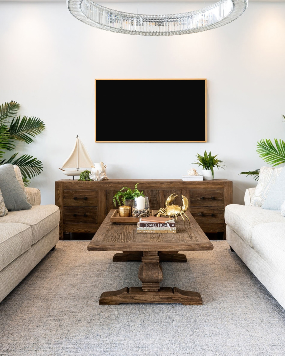 Provence Entertainment Unit