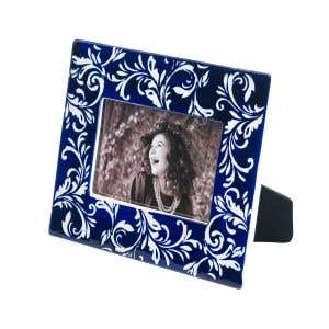 Blue & White Vine Frame 4x6 