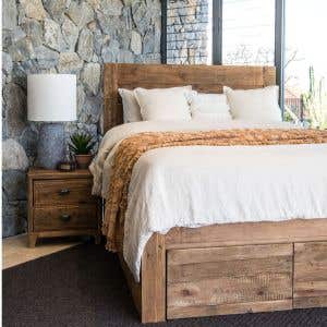 Farmhouse Queen Bed 
